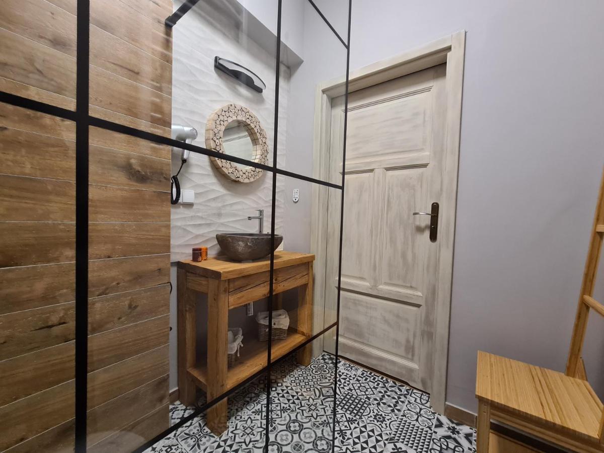 Apartament Starowka 9 Apartment ทอรูน ภายนอก รูปภาพ